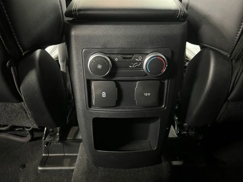 Used 2021 Ford Explorer XLT w/ Equipment Group 202A image 37