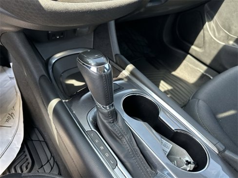Used 2016 Chevrolet Malibu LT image 20