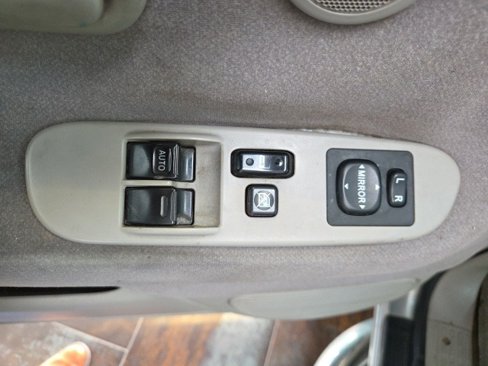 Used 2004 Toyota Tundra SR5 image 11