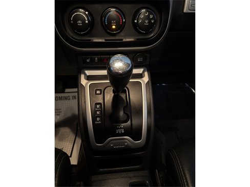 Used 2016 Jeep Compass Latitude image 30