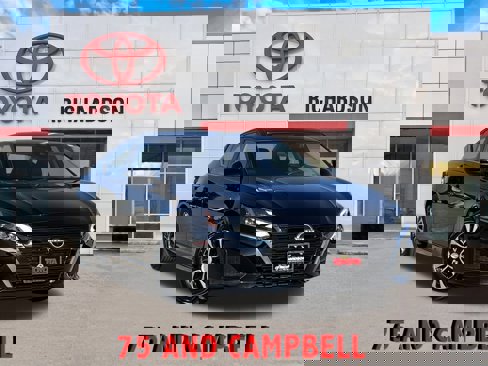 Used 2023 Nissan Altima 2.5 S image 1