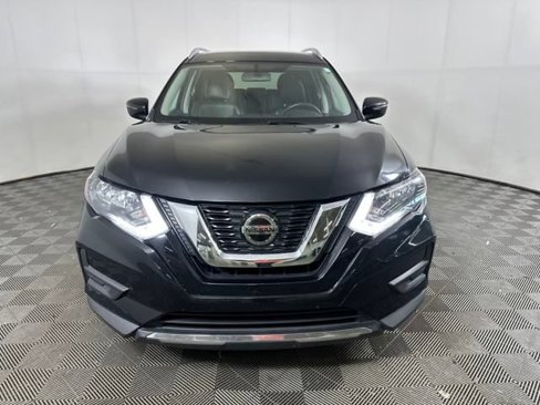 Used 2018 Nissan Rogue SV image 8