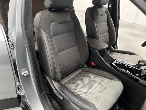 Used 2024 Chevrolet Trax LT image 23