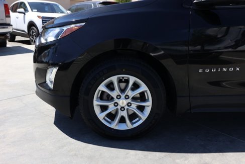 Used 2021 Chevrolet Equinox LS image 11
