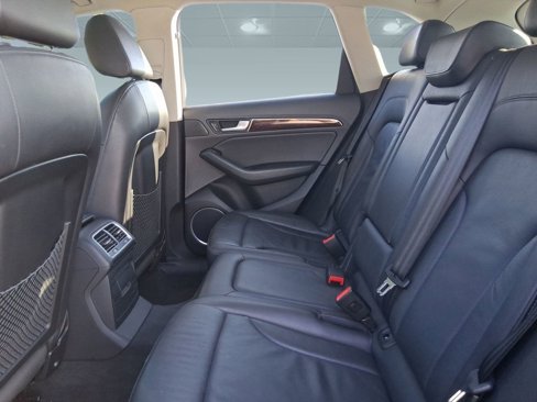 Used 2016 Audi Q5 2.0T Premium Plus w/ Technology Package image 28