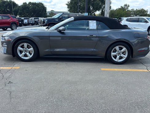 Used 2018 Ford Mustang Premium image 4