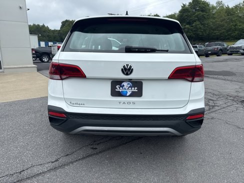 Used 2022 Volkswagen Taos S image 5