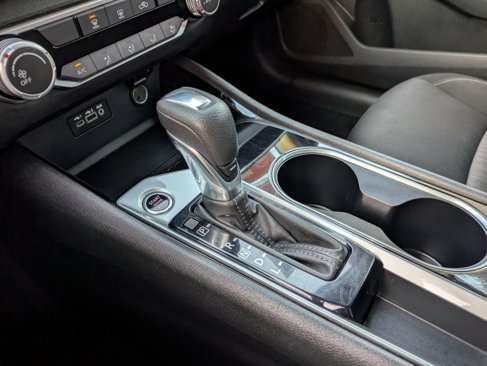 Used 2024 Nissan Altima 2.5 SV image 15
