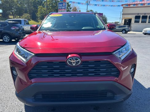 Used 2019 Toyota RAV4 XLE image 2