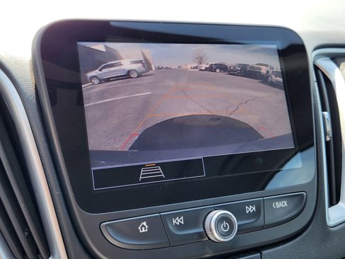 Used 2022 Chevrolet Malibu LT image 16