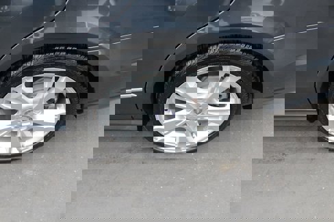 Used 2013 Mercedes-Benz E 350 Sport image 14