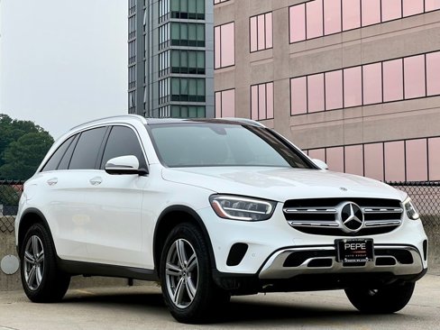 Used 2021 Mercedes-Benz GLC 300 4MATIC image 1