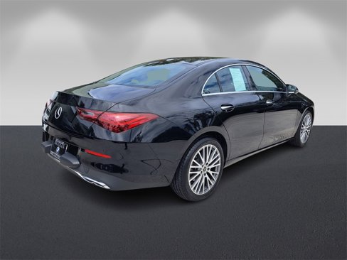 Used 2024 Mercedes-Benz CLA 250 image 3
