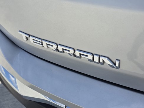 Used 2019 GMC Terrain SLT image 10