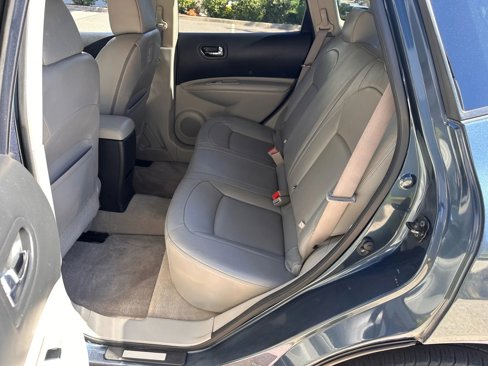 Used 2013 Nissan Rogue SV image 13