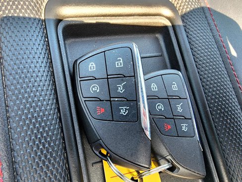 Used 2022 Chevrolet Suburban RST w/ Sport Performance Package image 24