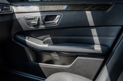 Used 2016 Mercedes-Benz E 350 Sedan image 23