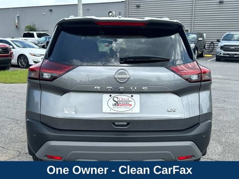 Used 2023 Nissan Rogue SV w/ SV Premium B Package image 3