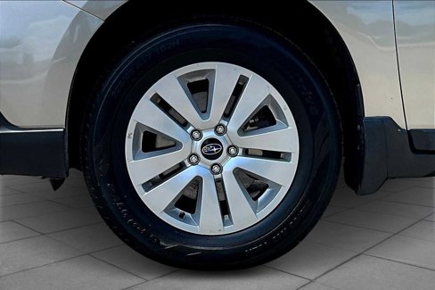 Used 2018 Subaru Outback 2.5i image 10