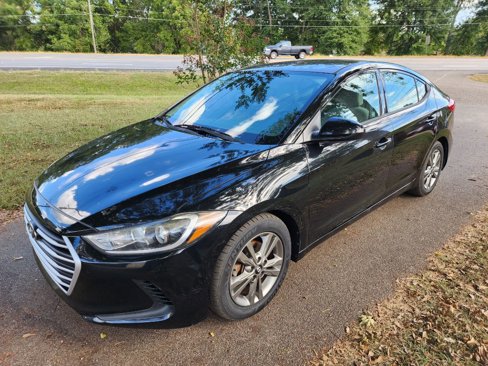 Used 2017 Hyundai Elantra SE image 5