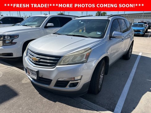 Used 2016 Chevrolet Traverse LT image 1