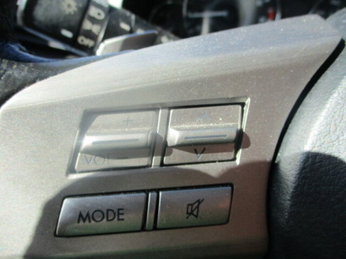 Used 2010 Subaru Outback 2.5i Premium image 32