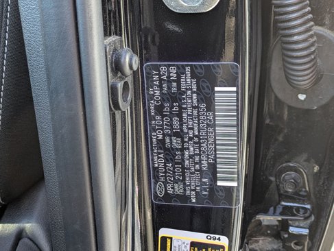 Used 2024 Hyundai Venue SEL image 33