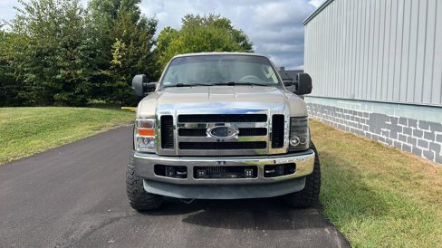 Used 2008 Ford F350 FX4 image 2