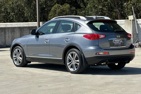 Used 2015 INFINITI QX50 Journey w/ Premium Package image 3