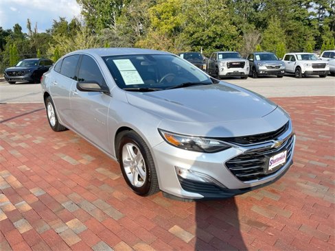 Used 2020 Chevrolet Malibu LS image 38