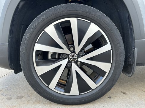 Used 2022 Volkswagen Taos SE image 12