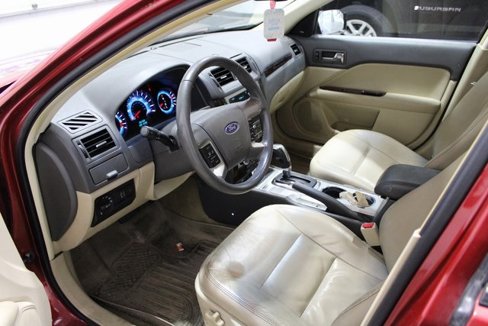 Used 2010 Ford Fusion SEL image 3
