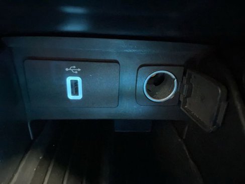 Used 2018 Ford Explorer XLT w/ Equipment Group 202A image 22