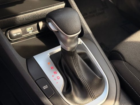 Used 2024 Kia Forte LXS image 31