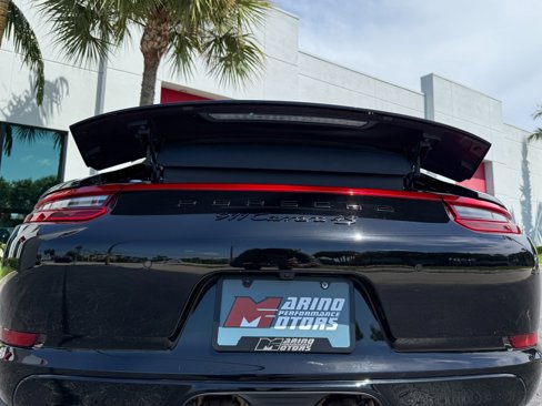 Used 2017 Porsche 911 Carrera 4S image 22