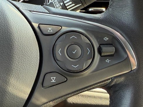 Used 2021 Buick Enclave Essence w/ Sport Touring Edition image 16