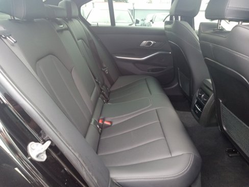 Used 2022 BMW 330e w/ M Sport Package image 24