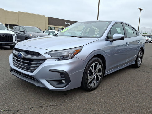Used 2024 Subaru Legacy Premium image 3