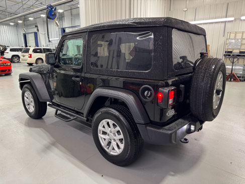 Used 2023 Jeep Wrangler Sport S image 27