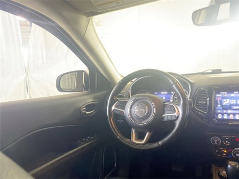 Used 2020 Jeep Compass Limited w/ Safety & Security Group image 15