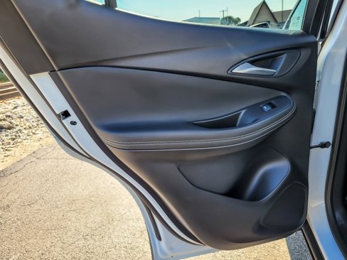Used 2020 Buick Encore GX Preferred image 16