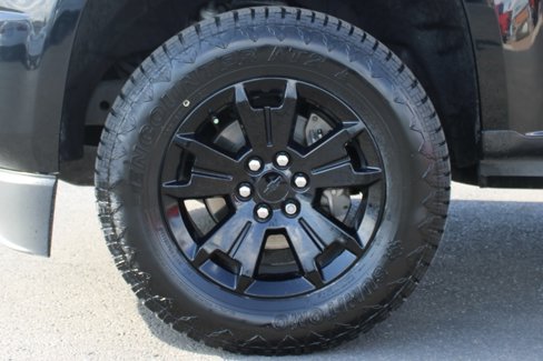 Used 2019 Chevrolet Colorado LT w/ LT Convenience Package image 9