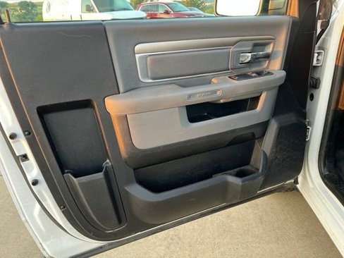Used 2016 RAM 1500 Tradesman w/ Power & Remote Entry Group image 10