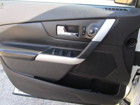 Used 2013 Ford Edge Limited image 13