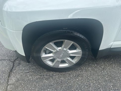 Used 2011 GMC Terrain SLE image 1