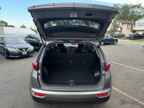 Used 2018 Kia Sportage LX image 13