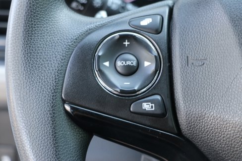 Used 2018 Honda HR-V EX image 18