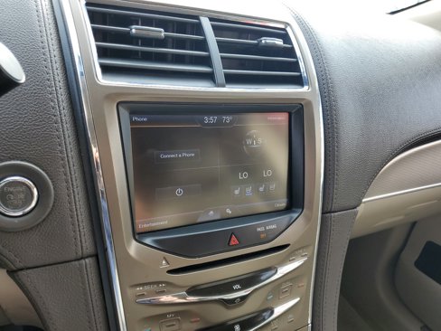 Used 2013 Lincoln MKX FWD image 22