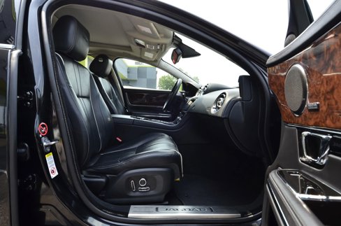Used 2016 Jaguar XJ R-Sport image 22