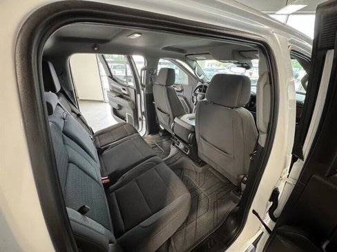 Used 2024 Chevrolet Silverado 1500 LT image 25